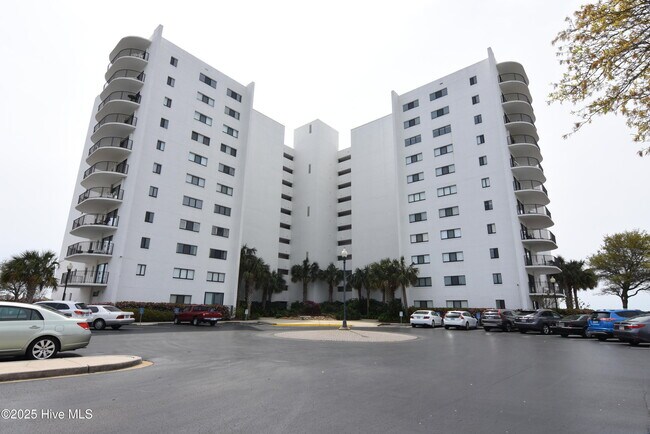Primary Photo - 322 Causeway Dr