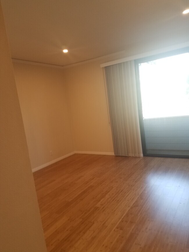 Building Photo - 311 Bora Bora Way