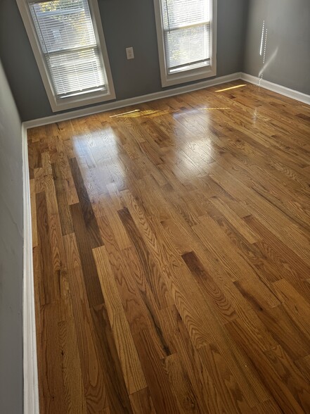 Building Photo - 478 Lincoln Pl