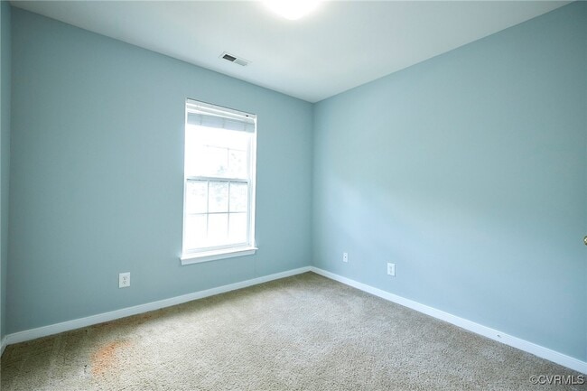Building Photo - 444 Kingscote Ln