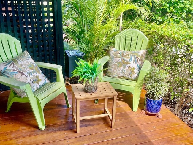 Building Photo - 301 Melody Ln