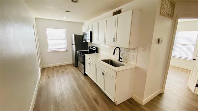 Building Photo - 5003 Bryan St