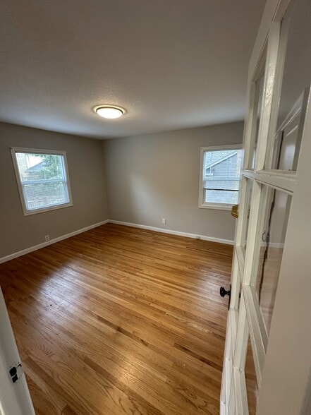 1st Floor BR or Office - 4509 SW Taylors Ferry Rd