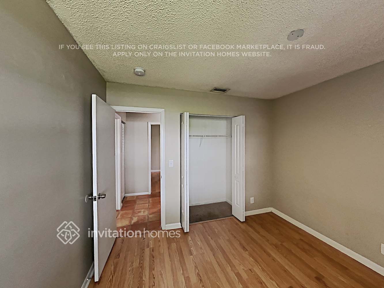 Building Photo - 10226 SW 49th Pl