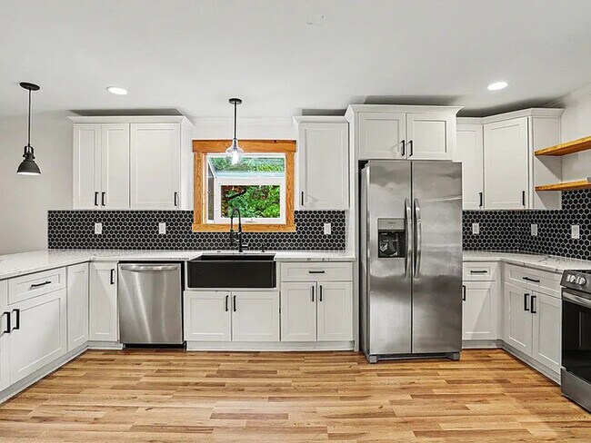 Building Photo - Earn Wealth While Leasing – Like a Homeowner – Lease to Own