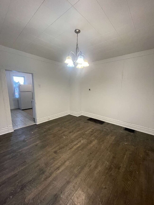 Building Photo - Charming 2-Bedroom Rental Home in Greensburg