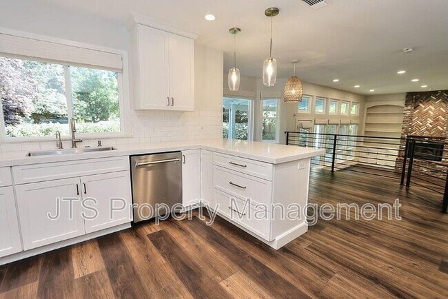 Building Photo - 2696 Prestwick Dr