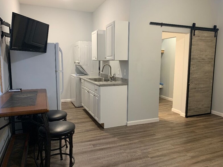 Building Photo - 1616 N 2nd St