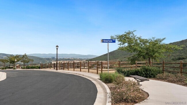 Building Photo - 15681 Rennyson Way