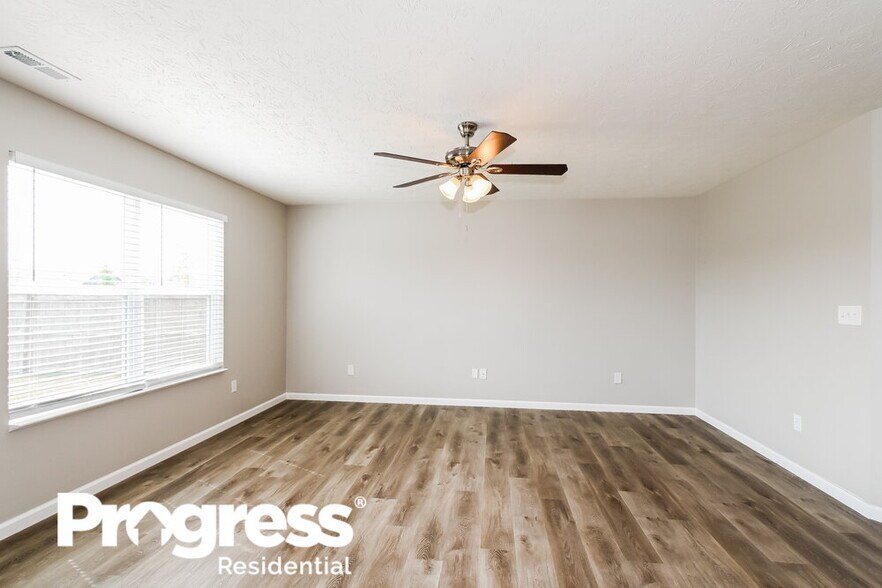 Building Photo - 7645 Boleru Dr