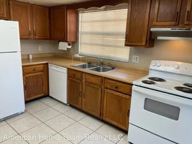 Building Photo - 1311 Alfonzo Cir