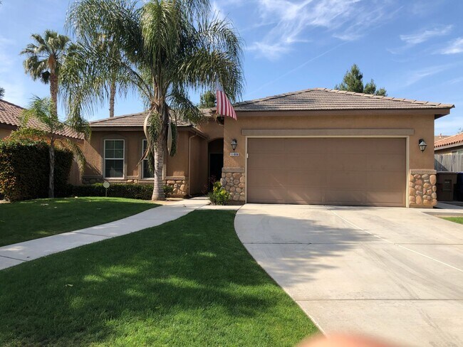 Building Photo - Available Now - Well-Maintained Home for Rent