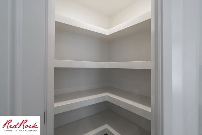 Building Photo - MOVE IN SPECIAL!!! $200 off first full mon...