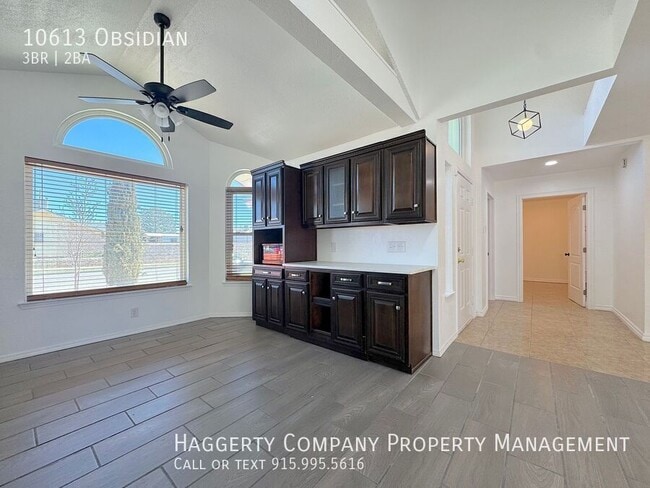 Building Photo - 10613 Obsidian-