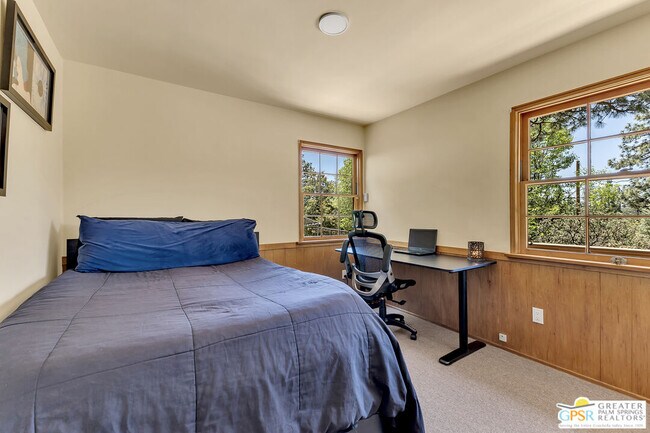 Building Photo - 25465 Seneca Dr