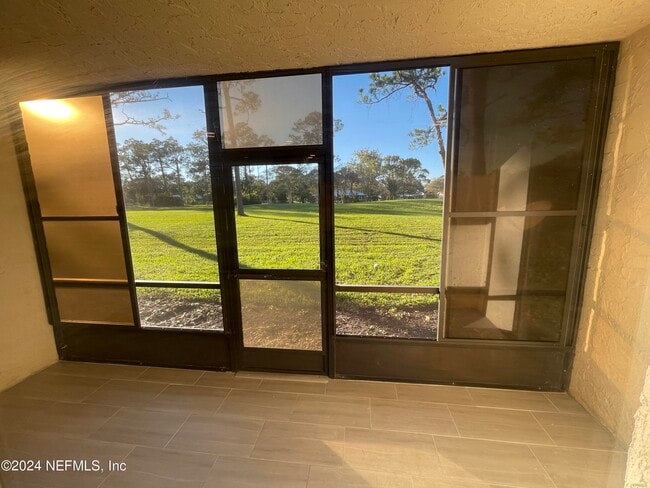 Building Photo - 600 Domenico Cir