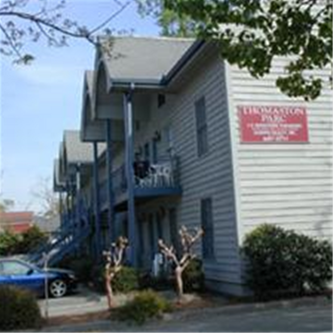 Primary Photo - Thomaston Parc #02