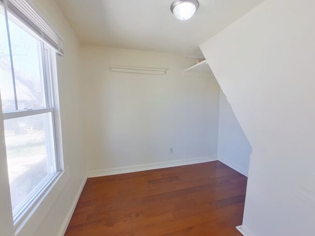 Building Photo - 3132 S Davidson St