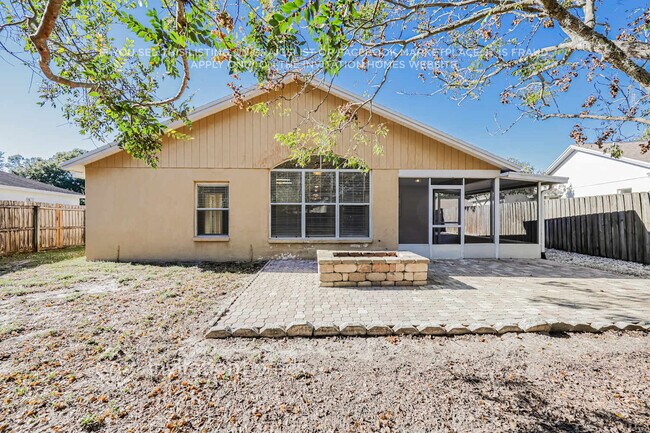 Building Photo - 1900 Woodcut Dr