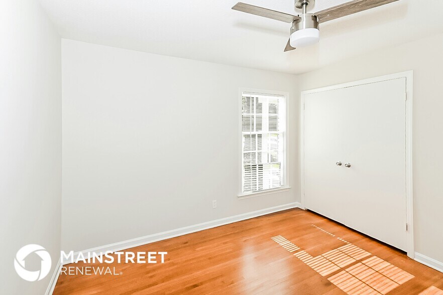 Building Photo - 3069 Basswood St