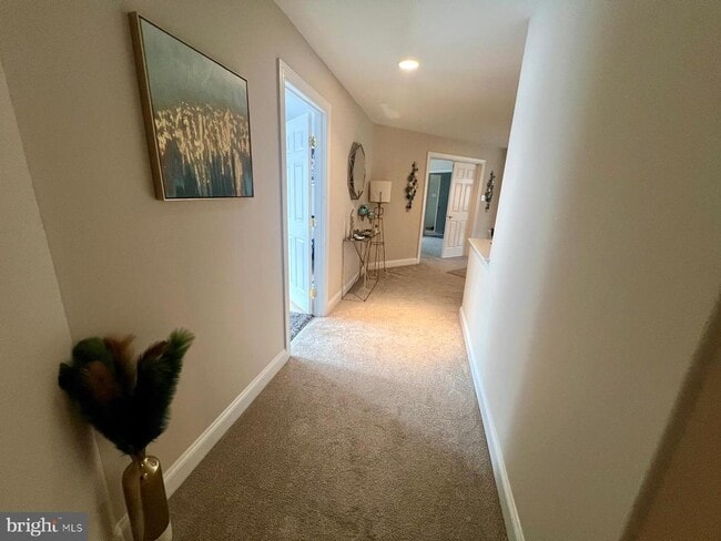 Building Photo - 101 Richards Way