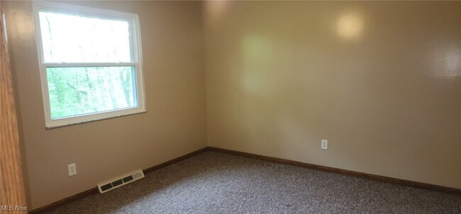 Building Photo - 6229 Kungle Rd