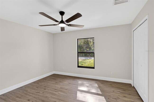 Building Photo - 20412 Elrose Ave