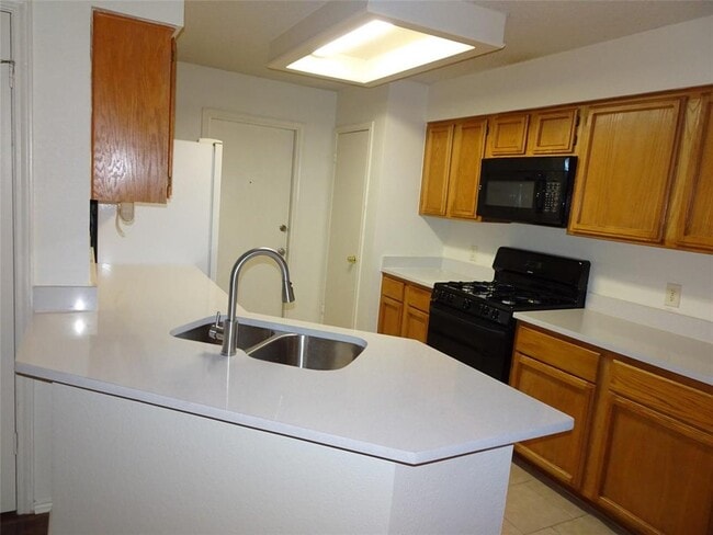 Building Photo - 12811 Steeple-Chase Dr