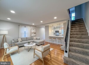 Building Photo - 226 Guthrie Ave