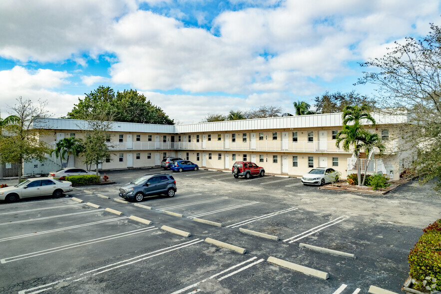 Primary Photo - RAM Pompano Apartments