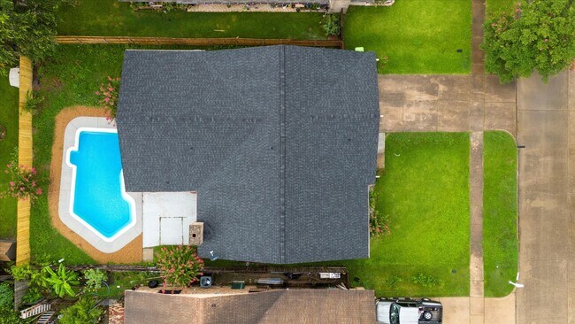 Building Photo - 15507 Sierra Valle Dr