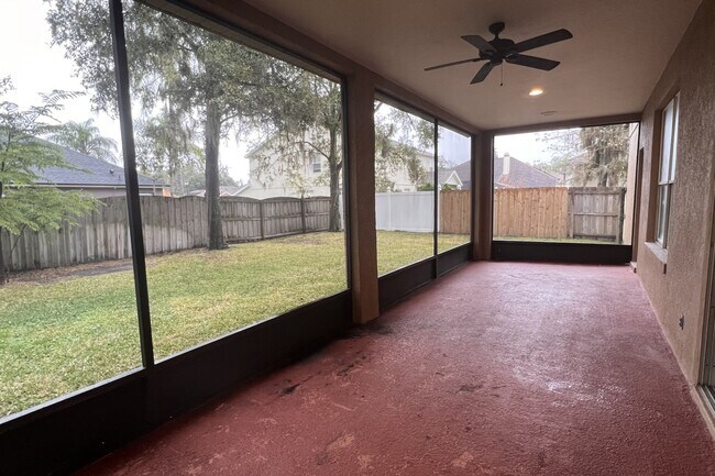 Building Photo - 950 Longwood Club Pl