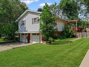 Building Photo - Get $899 off your security deposit OR $250...