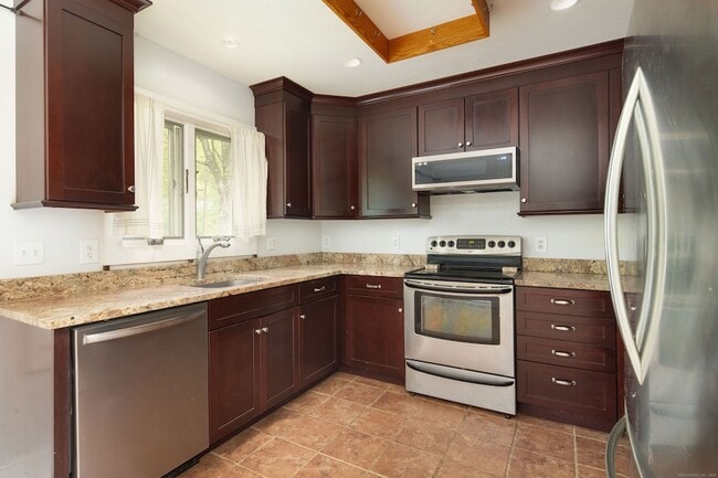 Building Photo - 30 Housatonic Ave