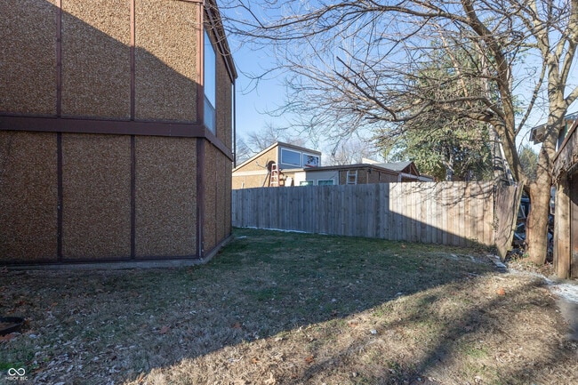 Building Photo - 2249 Silver Maple Ct