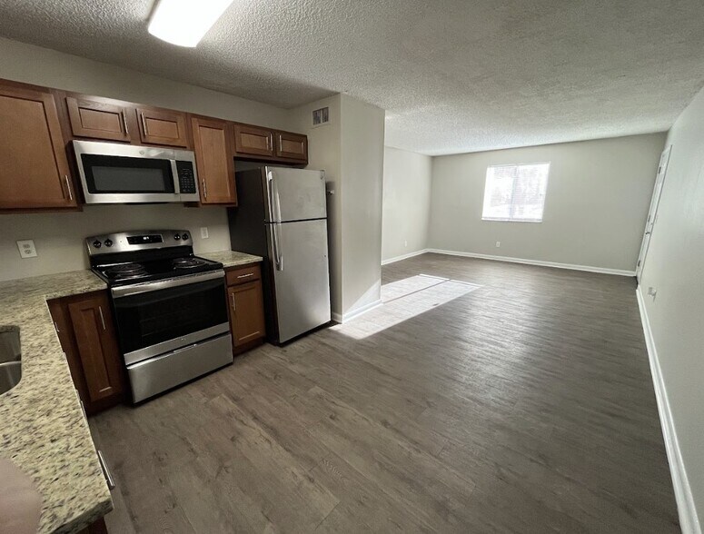 Building Photo - 5026 Westchase Ct