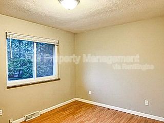 Building Photo - 123 Louella Dr