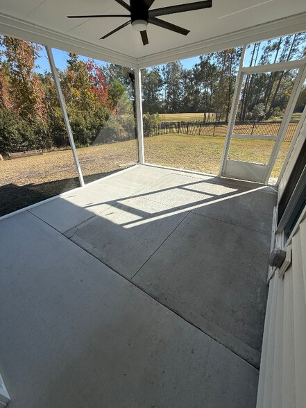 Building Photo - 299 Wedge Cir