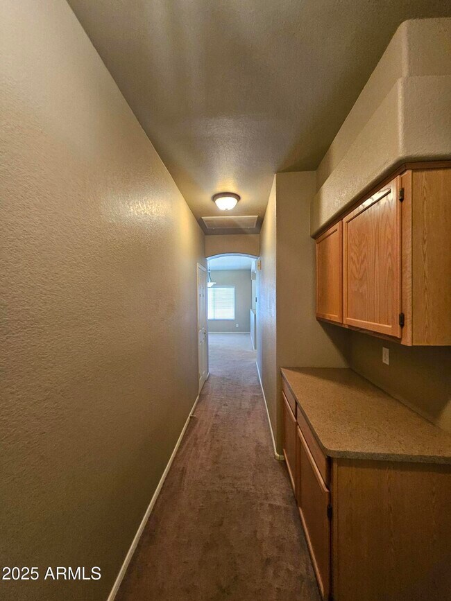 Building Photo - 1283 E Tradewind Dr