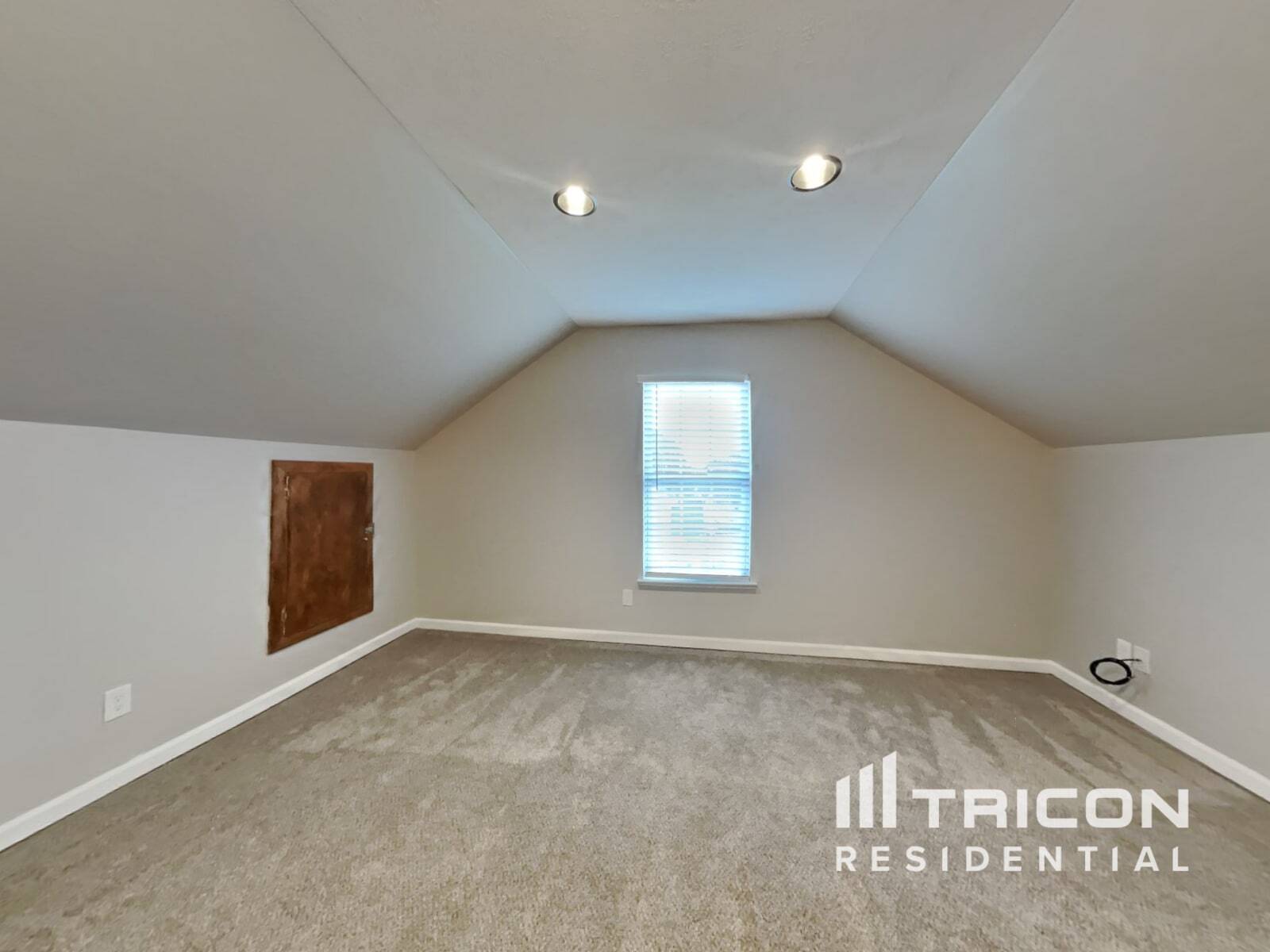 Building Photo - 15 Mossburg Ct