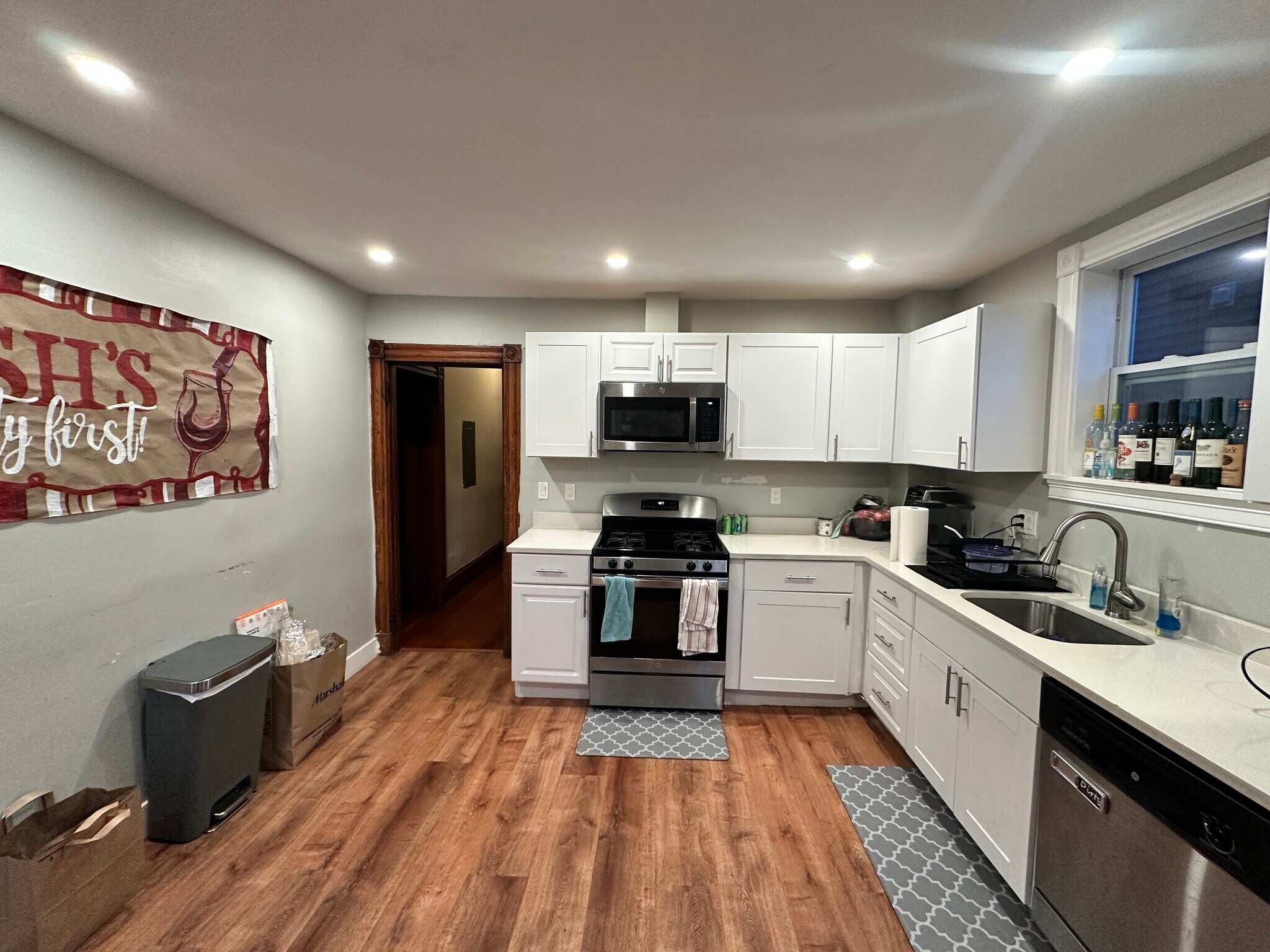 Building Photo - 172 Saint Alphonsus St