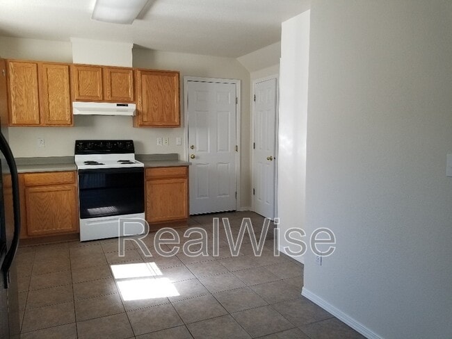 Building Photo - 1527 Hamilton Ln