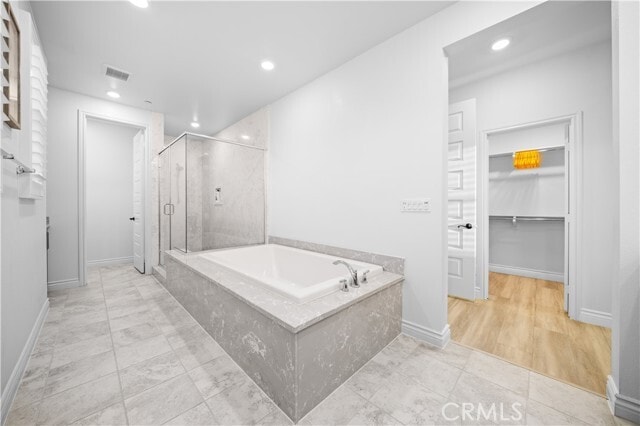 Building Photo - 751 Benchmark