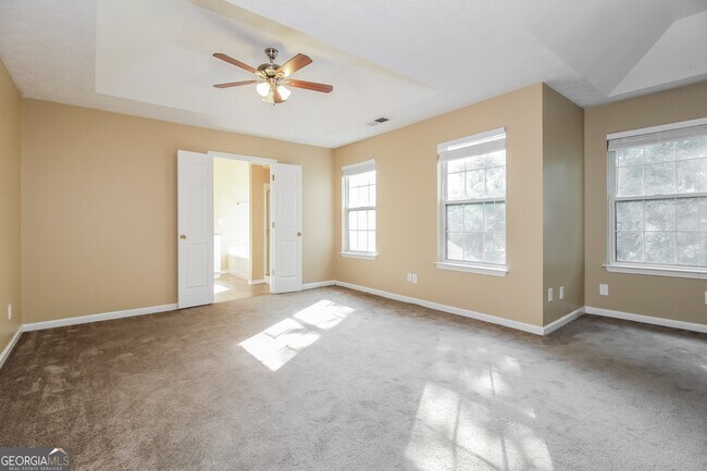 Building Photo - 7175 Springchase Way
