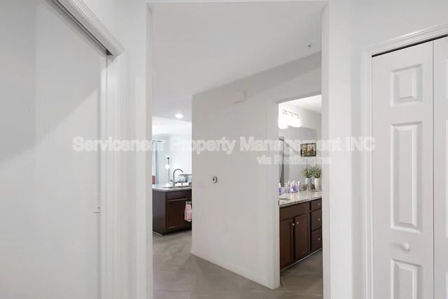 Building Photo - 17108 Vardon Ter