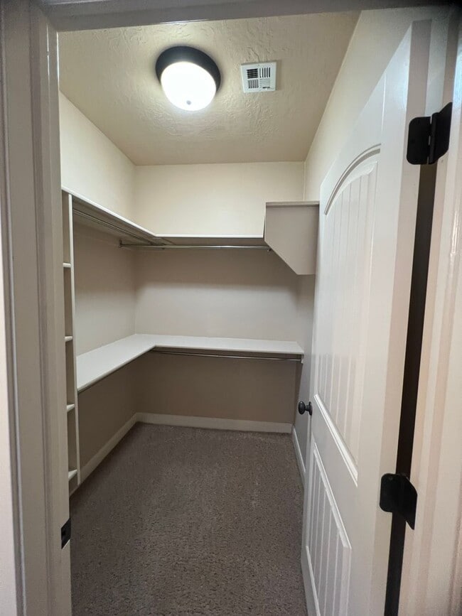 Building Photo - MONTH TO MONTH LEASE ONLY. Beautiful Custo...