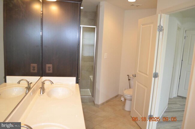 Building Photo - 23671 Sailfish Square