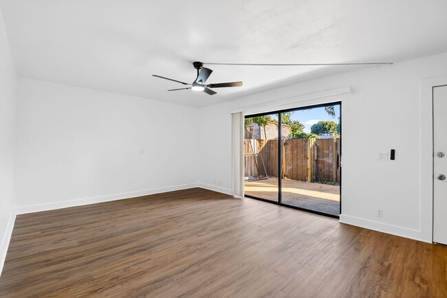 Building Photo - 198 Lake Arbor Dr