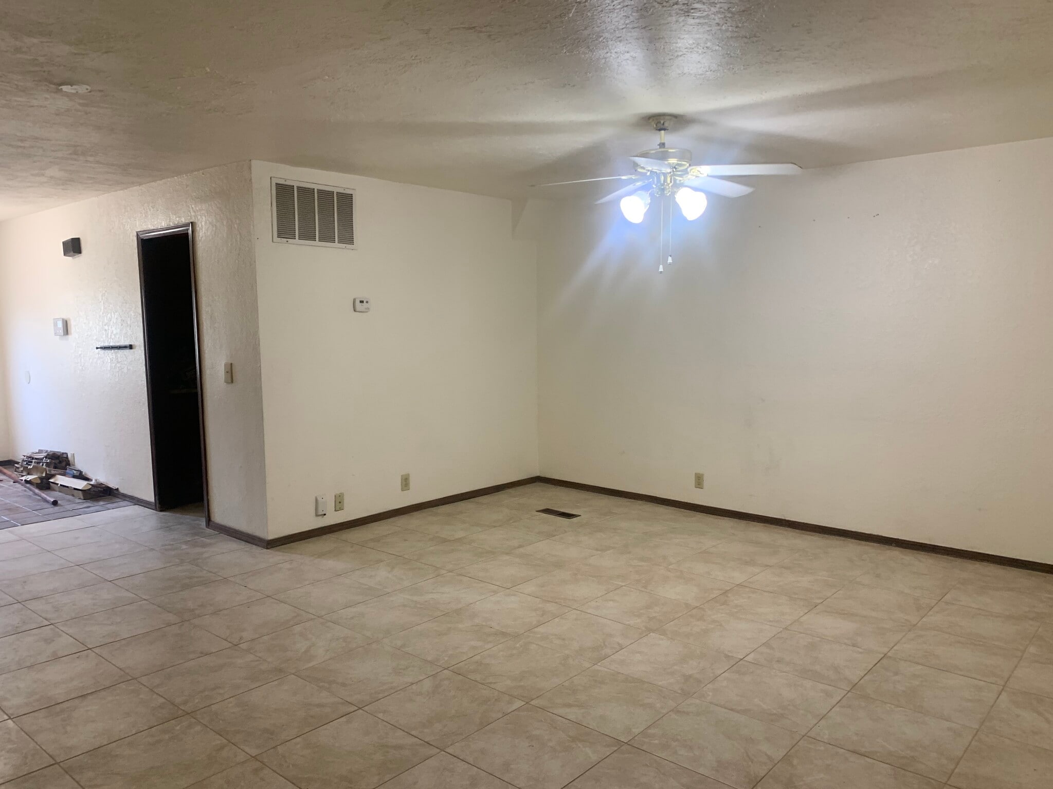 Building Photo - 2111 NW 117th St