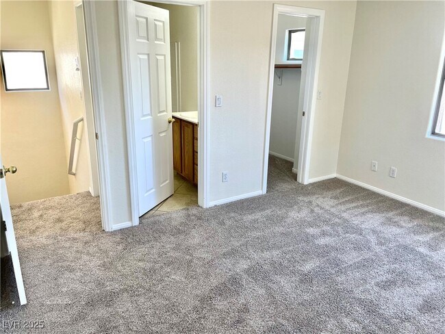 Building Photo - 8233 Strawberry Spring St